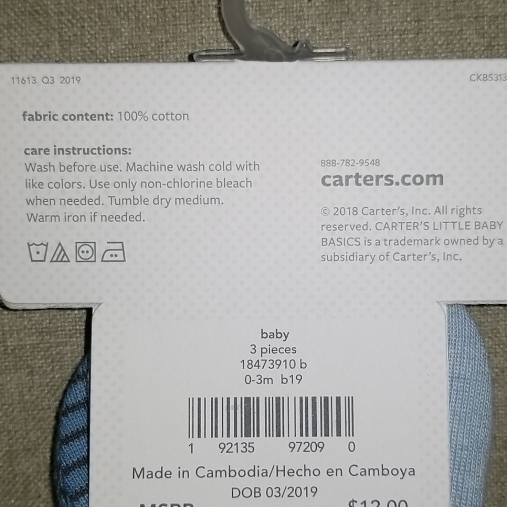 NWT Carter's 3 Pack Baby Boy Mittens -0-3 Months - Picture 2 of 2